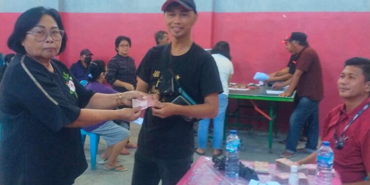 Pemdes Liba Salurkan BLT Tahap Tiga