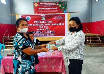 Pemdes Liba Salurkan BLT Tahap Dua