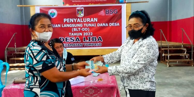 Pemdes Liba Salurkan BLT Tahap Dua