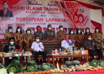 Lapangan Sepak Bola Di Desa Liba Diresmikan