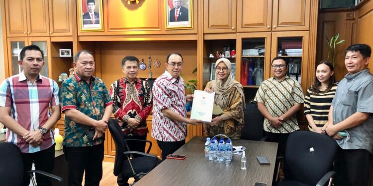 Bupati ROR Serahkan Dokumen RDTR Ke Kementerian ATR/BPN RI