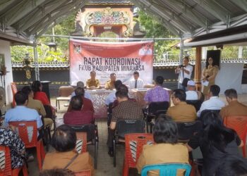 Buka Rakorev, Wabup Robby Sebut FKUB Miliki Peran Strategis Merawat Keberagaman Kerukunan 