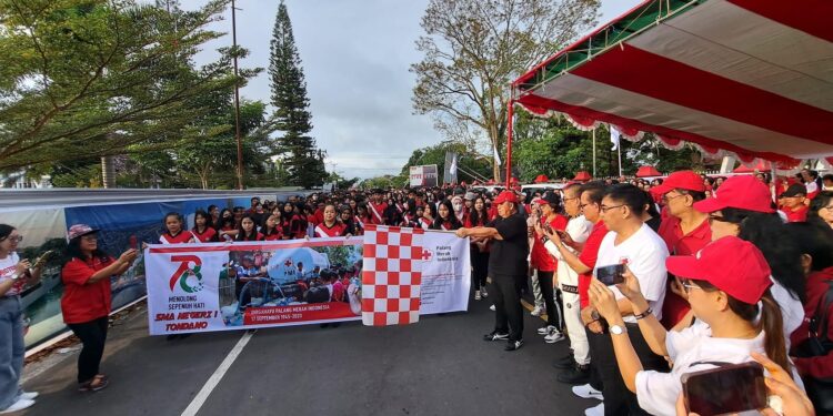 Meriakan HUT Ke – 78, PMI Minahasa Gelar Jalan Sehat Bersama