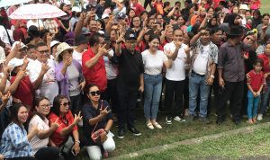 Kehadiran Remly Kandoli  Di Pelantikan Relawan Perempuan Ganjar -Mahfud Jadi Daya Tarik Tersendiri