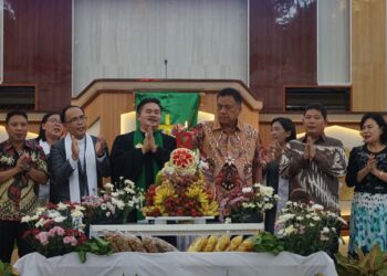 Hadiri HUT GMIM Sejahtera Kalawiran ke-124, Bupati Kumendong Dilantik Ketua Panitia Natal Pelsus Rayon Minahasa