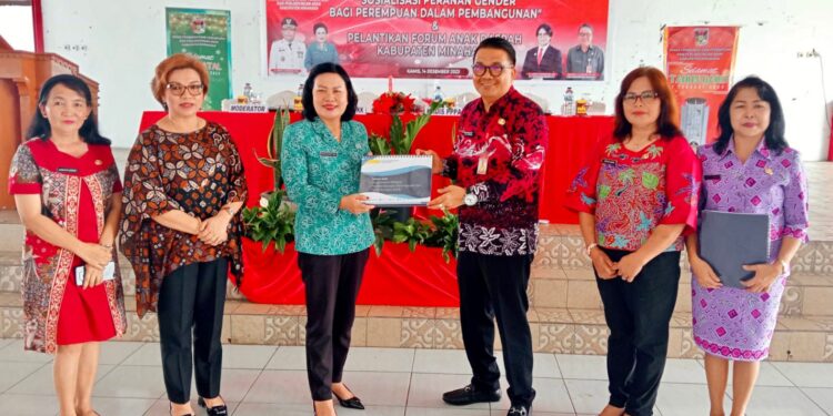 Wakili Bupati Minahasa, Tumundo Buka Sosialisasi Peranan Gender Dalam Pembangunan