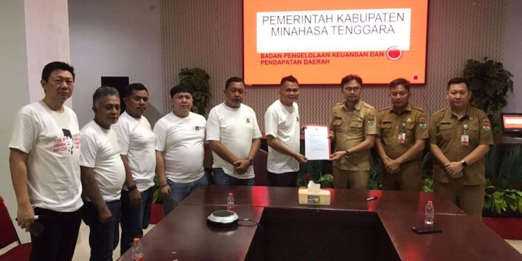 Taat Bayar Retribusi, RK-FT Diberi Apresiasi 