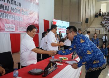 384 P3K dan 17 PNS Dilantik Pj Bupati Kumendong