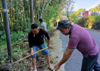 Hukum Tua Desa Kanonang Tiga Apresiasi Keterlibat Masyarakat Dalam Kerja Bakti