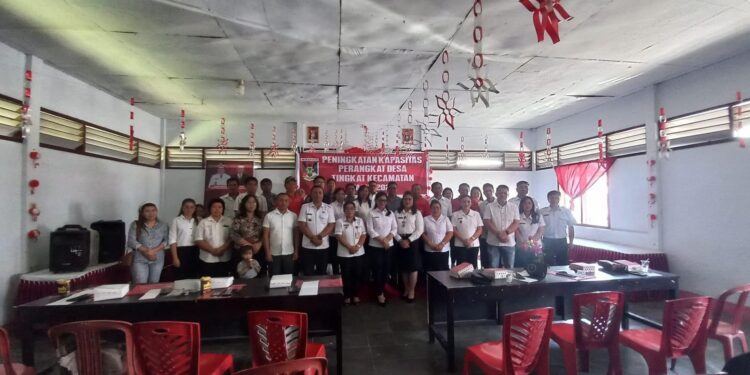 Hukum Tua Verra Lumintang Ikuti Bimtek Peningkatan Kapasitas Perangkat Desa Tingkat Kecamatan