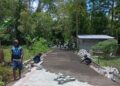 Pemdes Wasian Bangun Jalan Desa Paving Block
