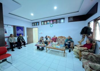 Yulius Paath Terima Kunjungan Diryankoham di Lapas Tondano