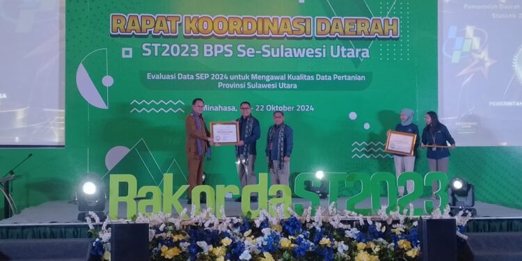 Pemkab Minahasa Terima Penghargaan IPS Kategori Baik Dari BPS Sulut