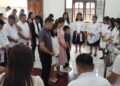 Keluarga Ronald Kandoli – Antou Beribadah Bersama Dengan Jemaat Humilir Wawali Pasan