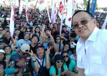 Prihatin Gegara Lagu ‘Sweet Caroline’ Seorang Pala Dipecat, Wenny Apa Depe Dosa? 