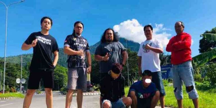 Dua Pelaku Penganiayaan Di Kelurahan Taler Pada September 2024 Ditangkap Resmob Polres Minahasa 