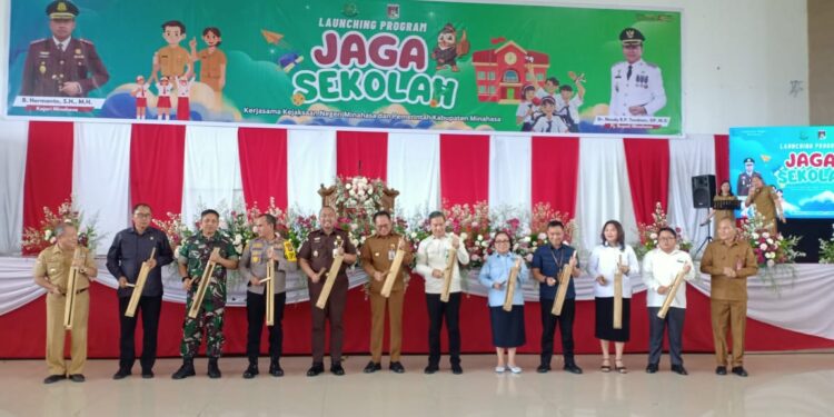 Penjabat Bupati Minahasa Hadiri Launching Program “Jaga Sekolah” yang Digelar Kejaksaan Negeri Minahasa
