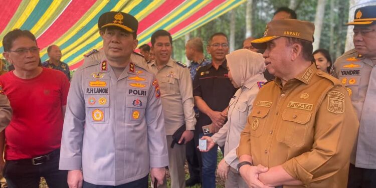 Bupati Minahasa Bersama Kapolda Sulut Tinjau Lokasi Rencana Pembangunan SMA Unggul Garuda di Langowan