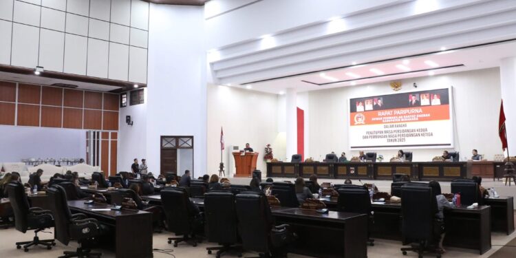 DPRD Minahasa Gelar Rapat Paripurna Buka Tutup Masa Sidang Kedua dan Tiga Tahun 2025