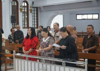 Hadiri Ibadah Syukur HUT 189 Tahun Jemaat GMIM Zaitun Kiawa, Wabup Vanda Minta Jemaat Terus Bersenergi Dengan Pemerintah