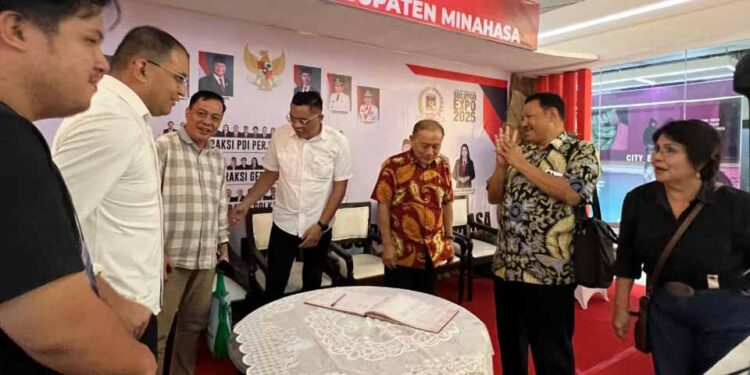 Ambil Bagian Pada Legislatif UMKM dan Ekraf Expo SulutGo 2025, Robby Longkutoy Sebut DPRD Bakal Terus Mendorong UMKM