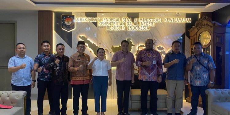 Kunjungi Kemendagri RI, Bupati dan Wabup Mitra Lobi Penambahan Mobil Damkar