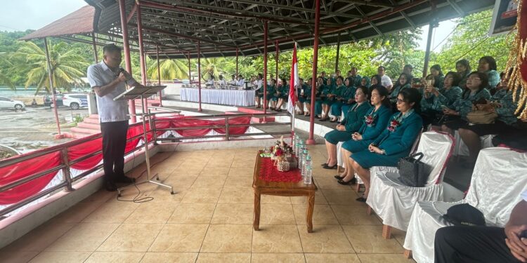Bupati RK dan Wabup FT Hadiri Pelantikan Pengurus TP-PKK Desa Se- Kecamatan Ratatotok