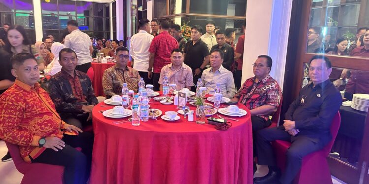 Bupati Robby Hadiri Pisah Sambut Dandim 1302 Minahasa