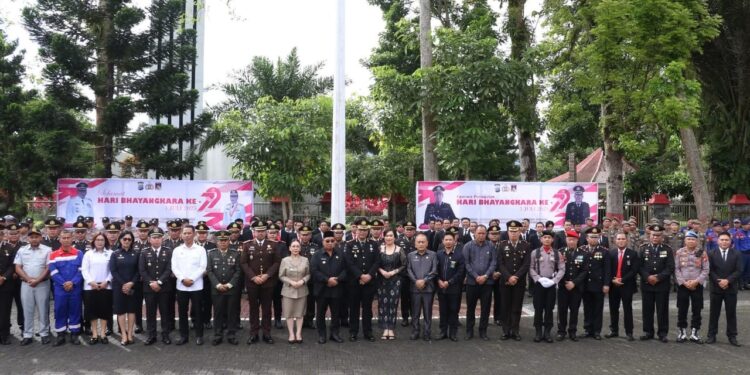 Bupati dan Wabup Minahasa Hadiri Peringatan Hari Bhayangkara Ke-79, Profesional Menjalankan Tugas 