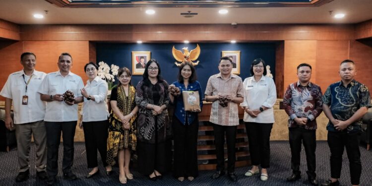 Kunjungi Kantor Kementerian Pariwisata RI, Bupati Kandoli Promosikan Potensi Wisata di Kabupaten Mitra