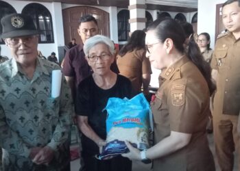 Bakti Sosial Dalam Rangka Hari Jadi Minahasa, Wabup Minahasa Salurkan Bantuan Sosial