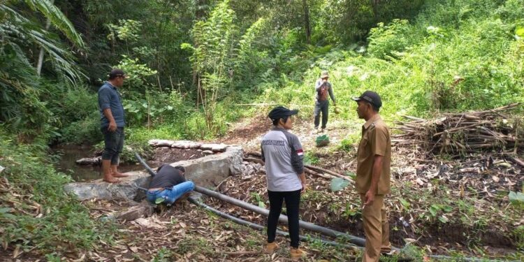 Hukum Tua Desa Basaan Dua Terima Kunjungan Inspektorat Terkait Pemeriksaan Pembangunan Fisik