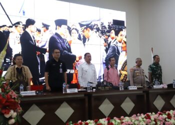 Wakili Bupati, Wabup Fredy Tuda Buka Forum Konsultasi Publik Rancangan Awal RKPD Tahun 2027 Kab. Mitra