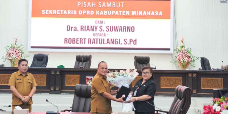 Sekretaris DPRD Kabupaten Minahasa Gelar Pisah Sambut Dari Suwarno Ke Ratulangi