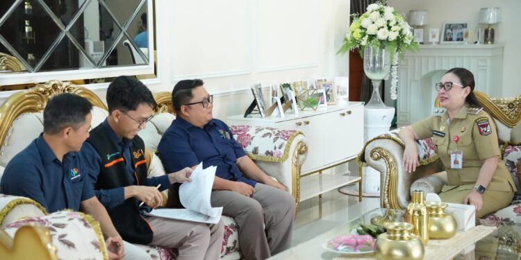 Wabup Minahasa Vanda Serundajang Terima Kunjungan BPS