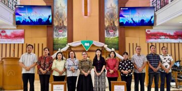 Ibadah Minggu di KGPM Sidang Yeremia Jakarta, Wabup Vanda Beri Pesan