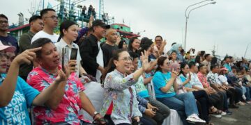 Wabup Vanda Hadiri Festival Pesona Selat Lembe